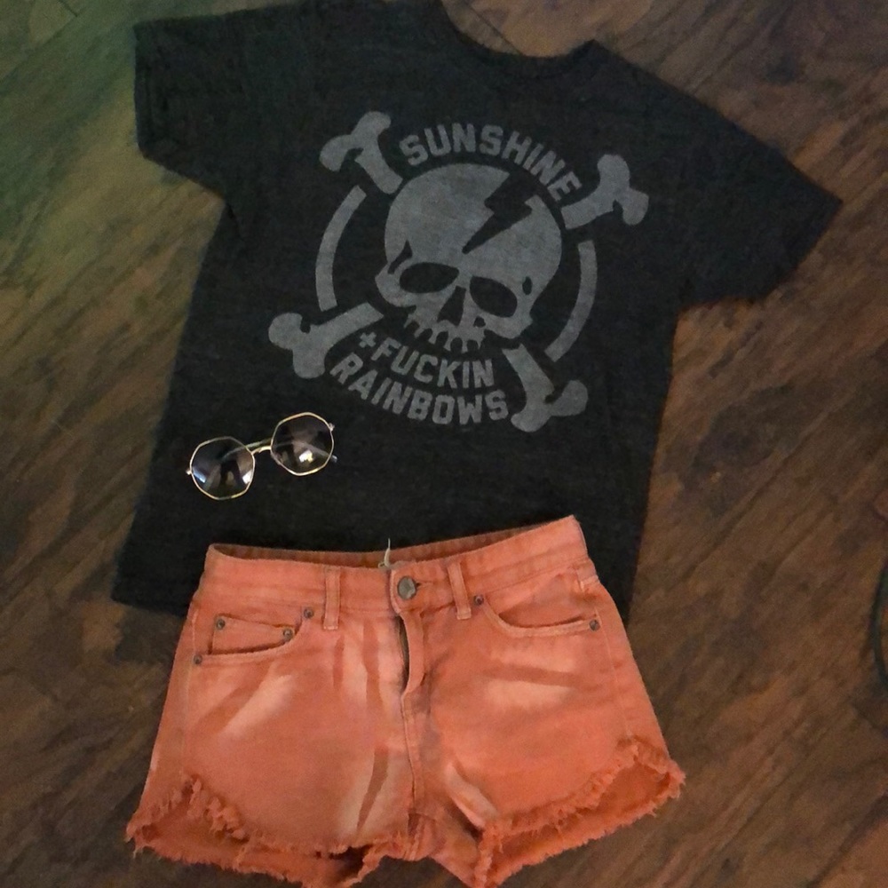 Sunshine and fucking rainbows tee